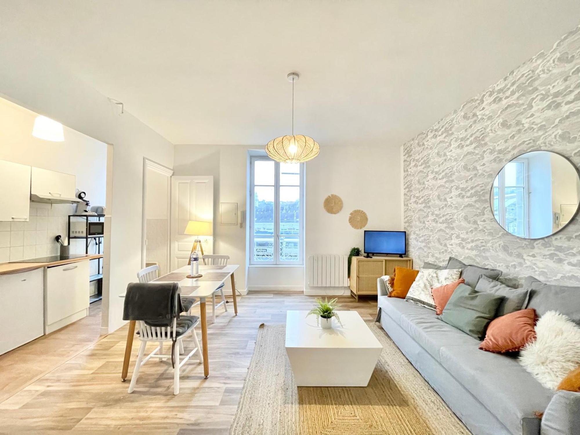 Appartement La Passerelle 1d - Quartier Gare - Wifi Quimper